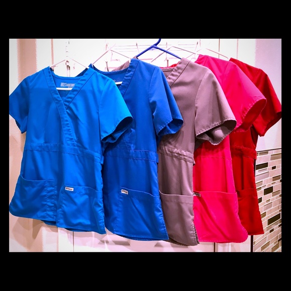 Grey’s Anatomy Scrub Tops - Picture 1 of 7